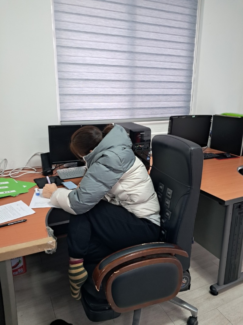 20240123_근로사진(홍윤주).jpg